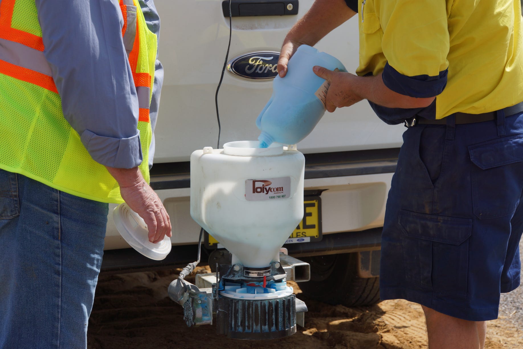 Four 2Kg Packs of PolyCom road stabiliser will treat 400t of road base or soil and make CBR Improvements.