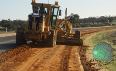 Shoulder works with PolyCom | Earthco